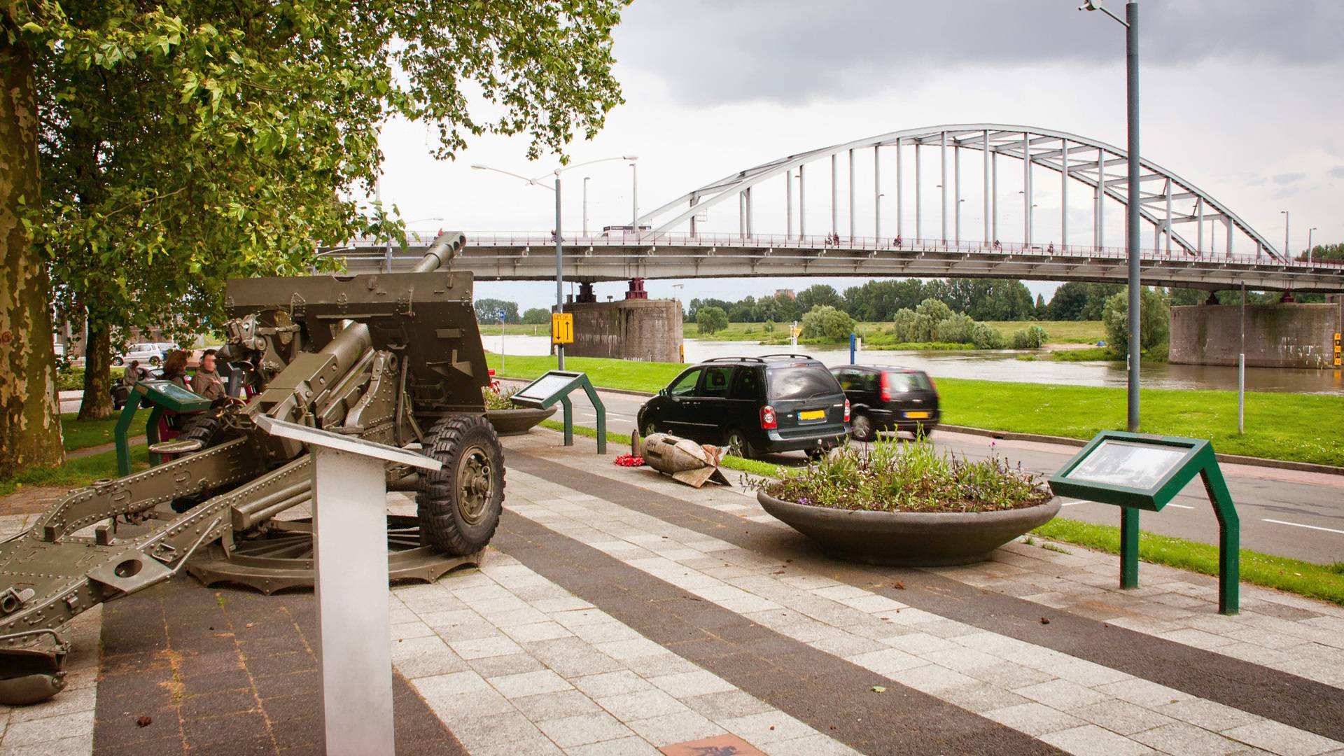 Arnhem John Frost Bridge_HDR